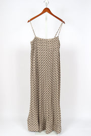 V-Neck Hardware One-Piece Swimsuit V-Neck Hardware One-Piece Swimsuit